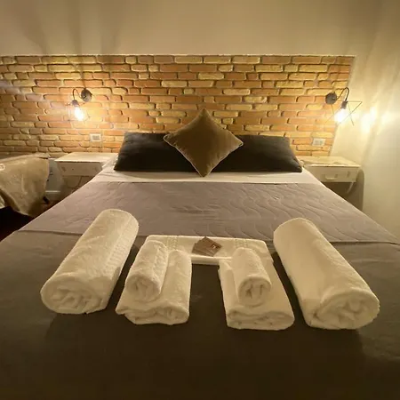 Trevi Contemporary 4*