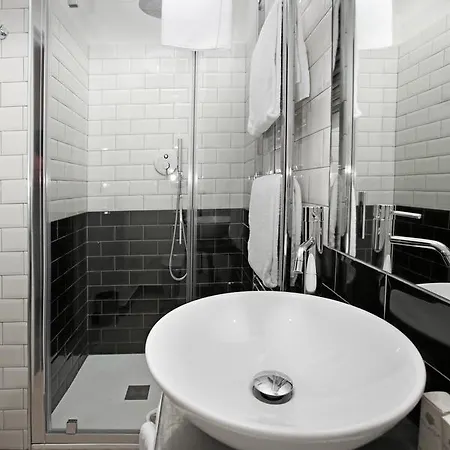 Trevi Contemporary 4*