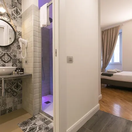 Trevi Contemporary Pensionat 4*