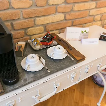 Trevi Contemporary Guest house