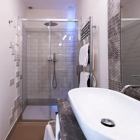 Trevi Contemporary 5* Roma