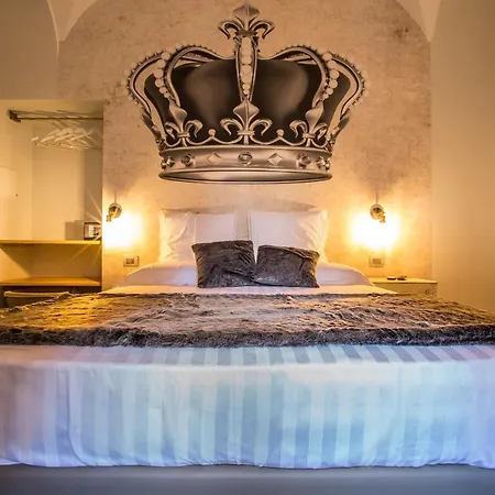 Trevi Contemporary 4*